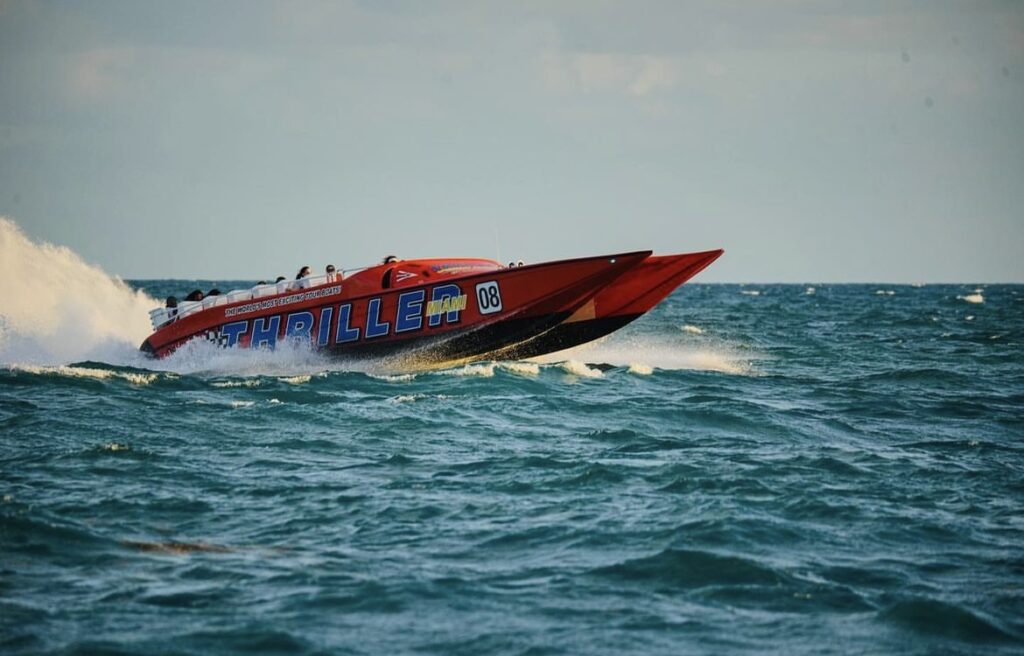 Thriller Speed Boat