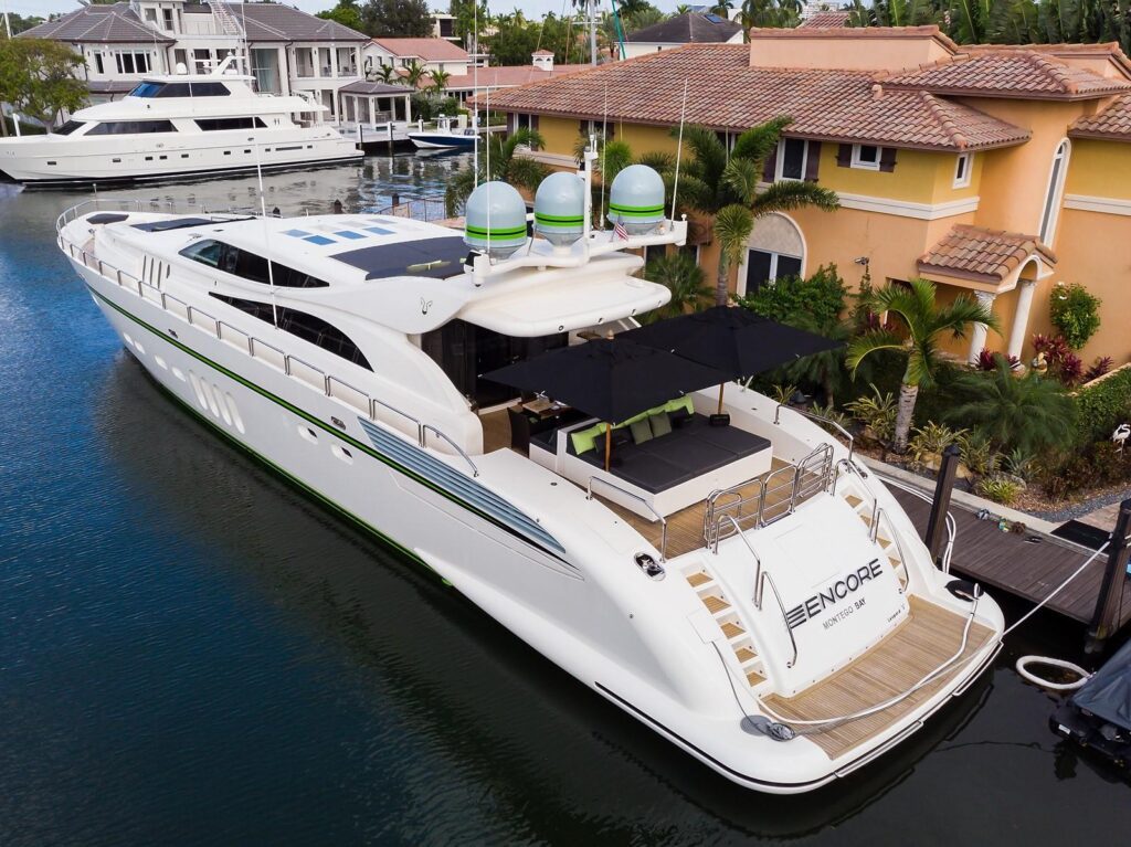 115’ Leopard with Jet ski and sea bobs