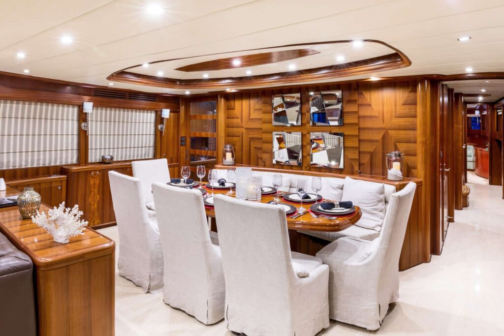 103’ Johnson with Jacuzzi and 2 Jet Skis