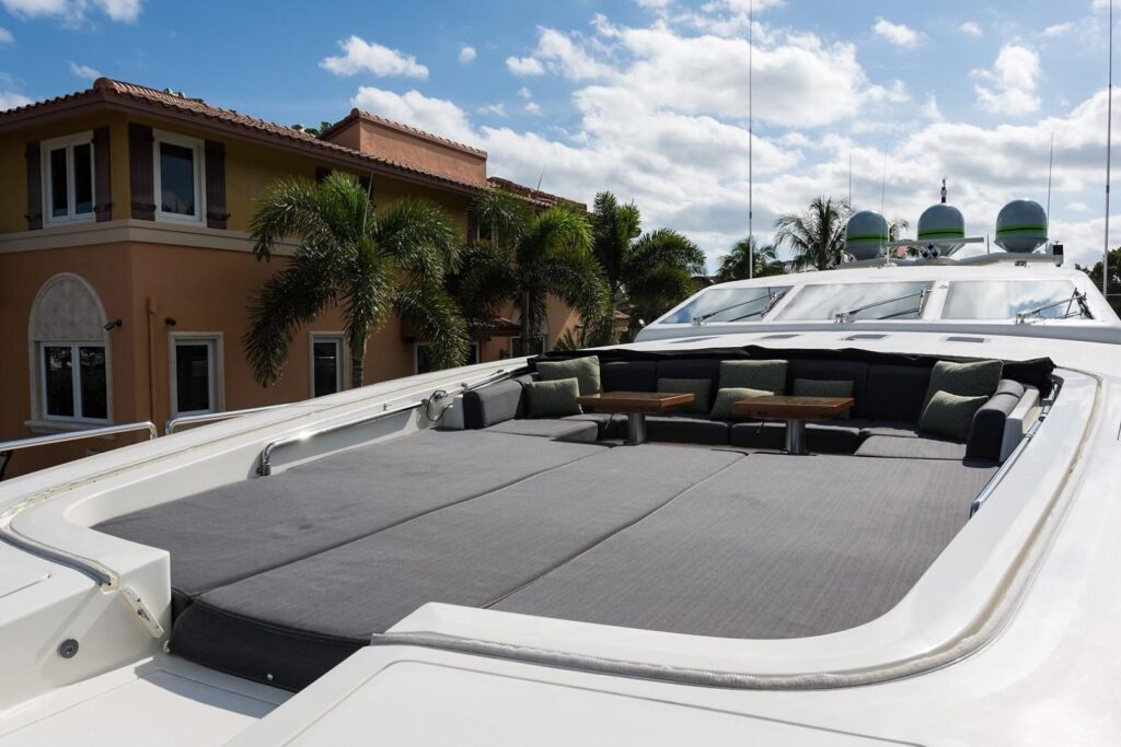 115’ Leopard with Jet ski and sea bobs