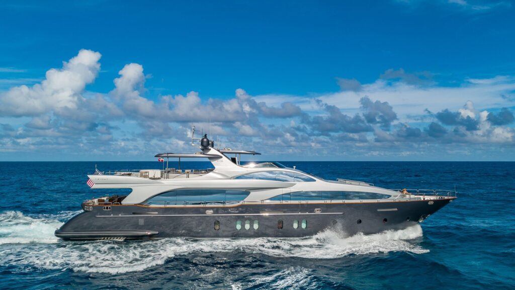116 ‘ Azimut with Jacuzzi , Jet ski and water toys