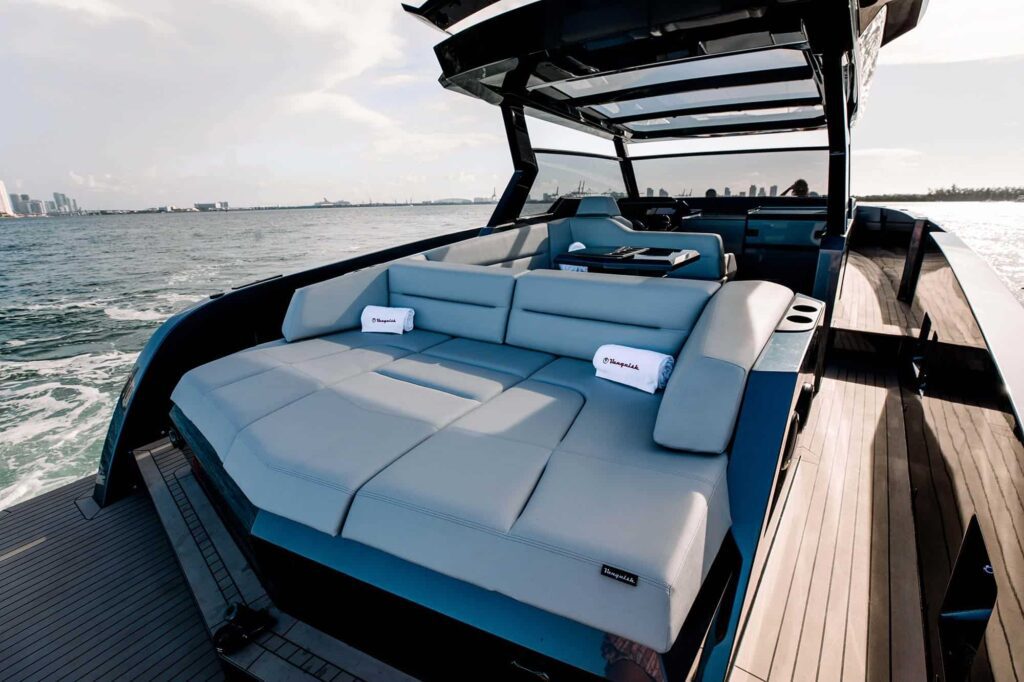 45’ Vanquish