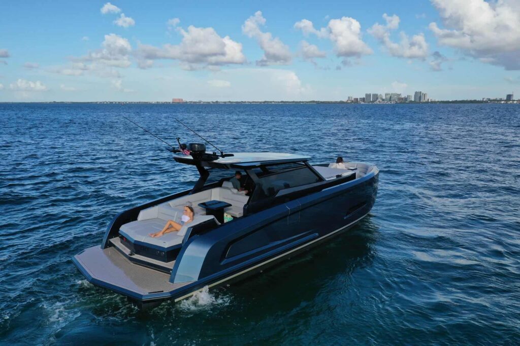 45’ Vanquish