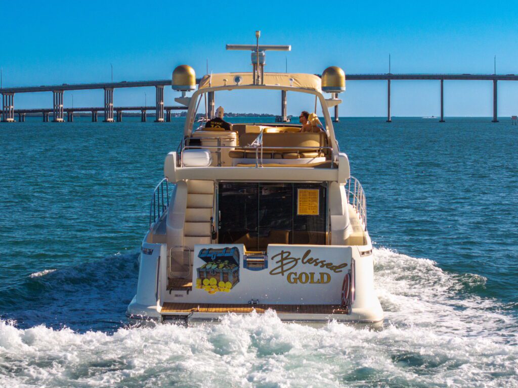 60’ Azimut Fly