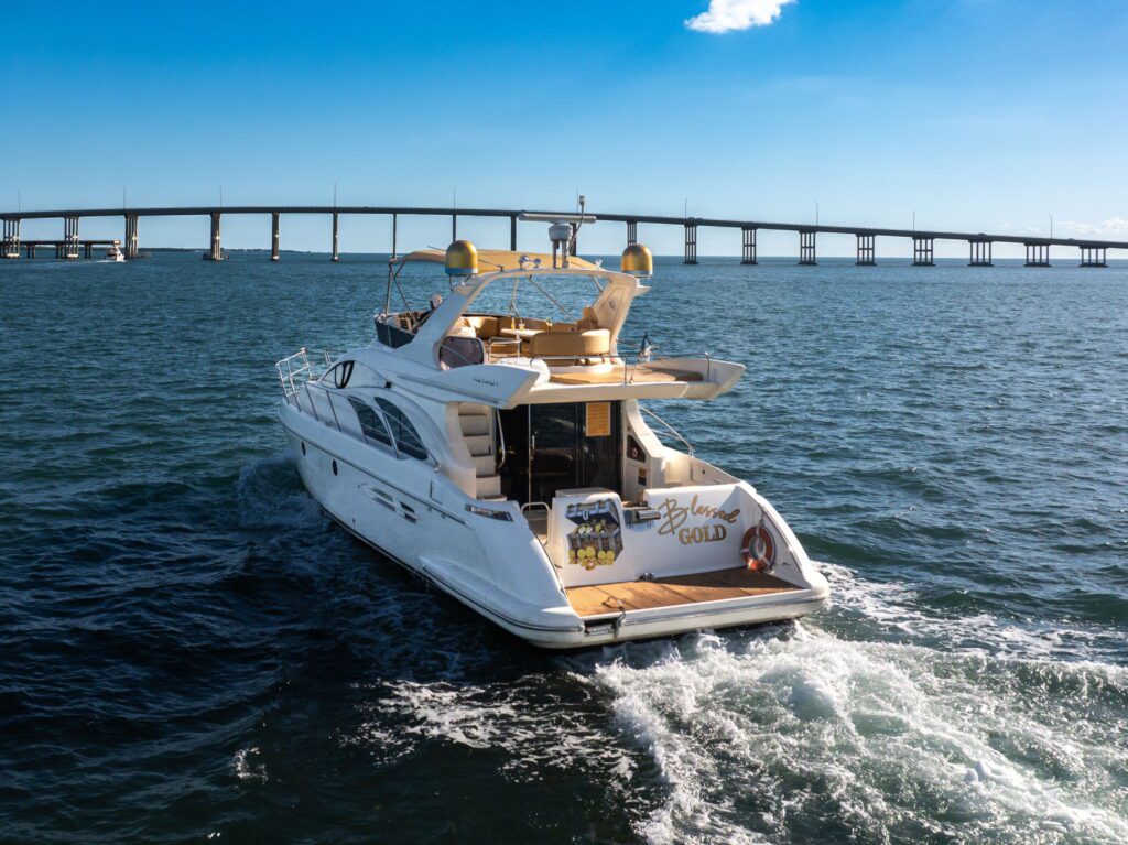 60’ Azimut Fly
