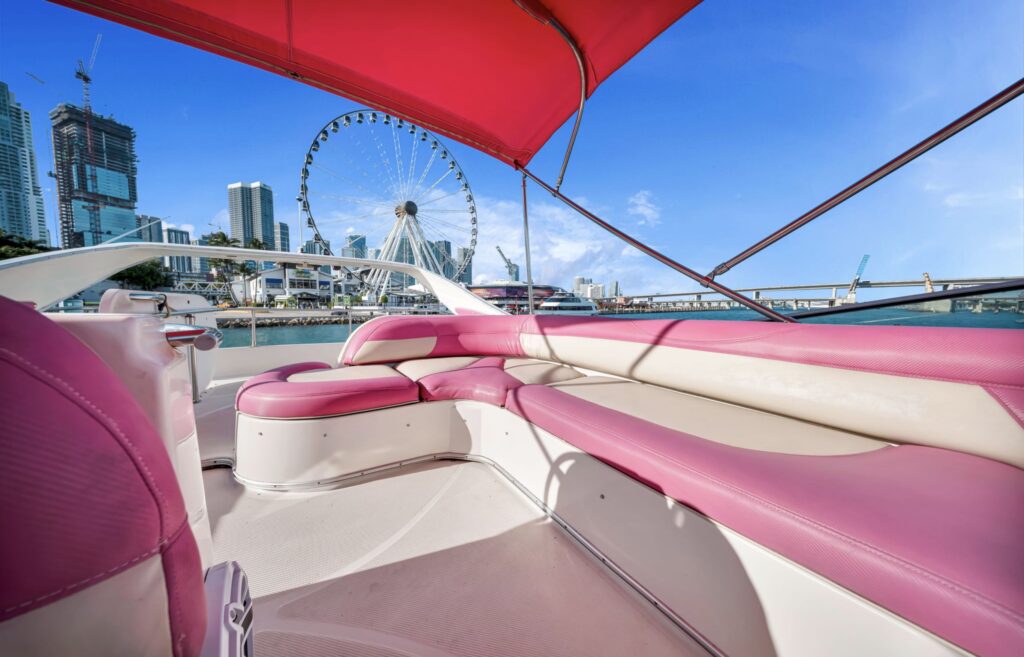 55’ Pink Maxum